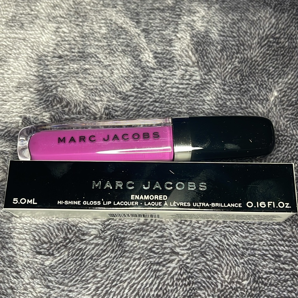 Marc Jacobs Raspberry Beret (356) Enamored Hi-Shine Gloss - Picture 4 of 5